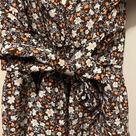 Peasant style dress - Picture 3 of 4